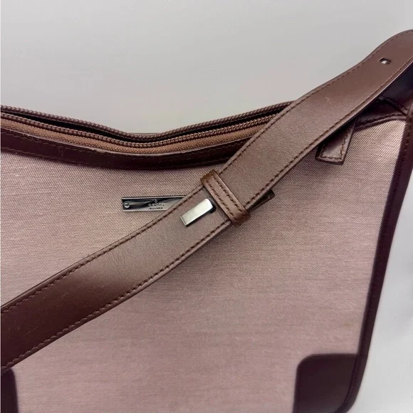 Gucci Preloved Canvas Shoulder Bag 100% AUTHENTIC! FREE Shipping!! - Picture 12 of 16